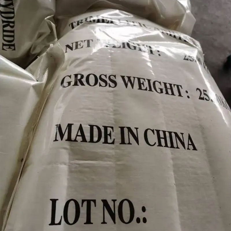 Prečo sú organické chemikálie v modernom priemysle kritické?